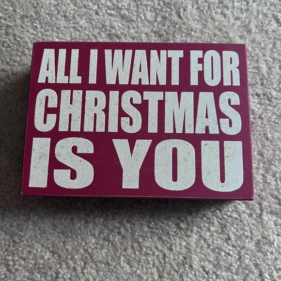 All I Want For Christmas Is You Red Mini Sign Glitter - Picture 1 of 3